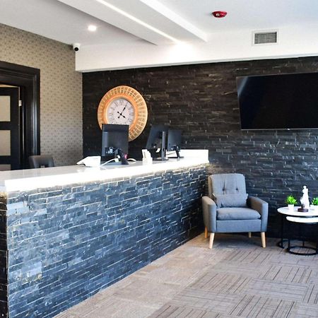 Big Bird Inn Wawa, Surestay Collection By Best Western Eksteriør billede
