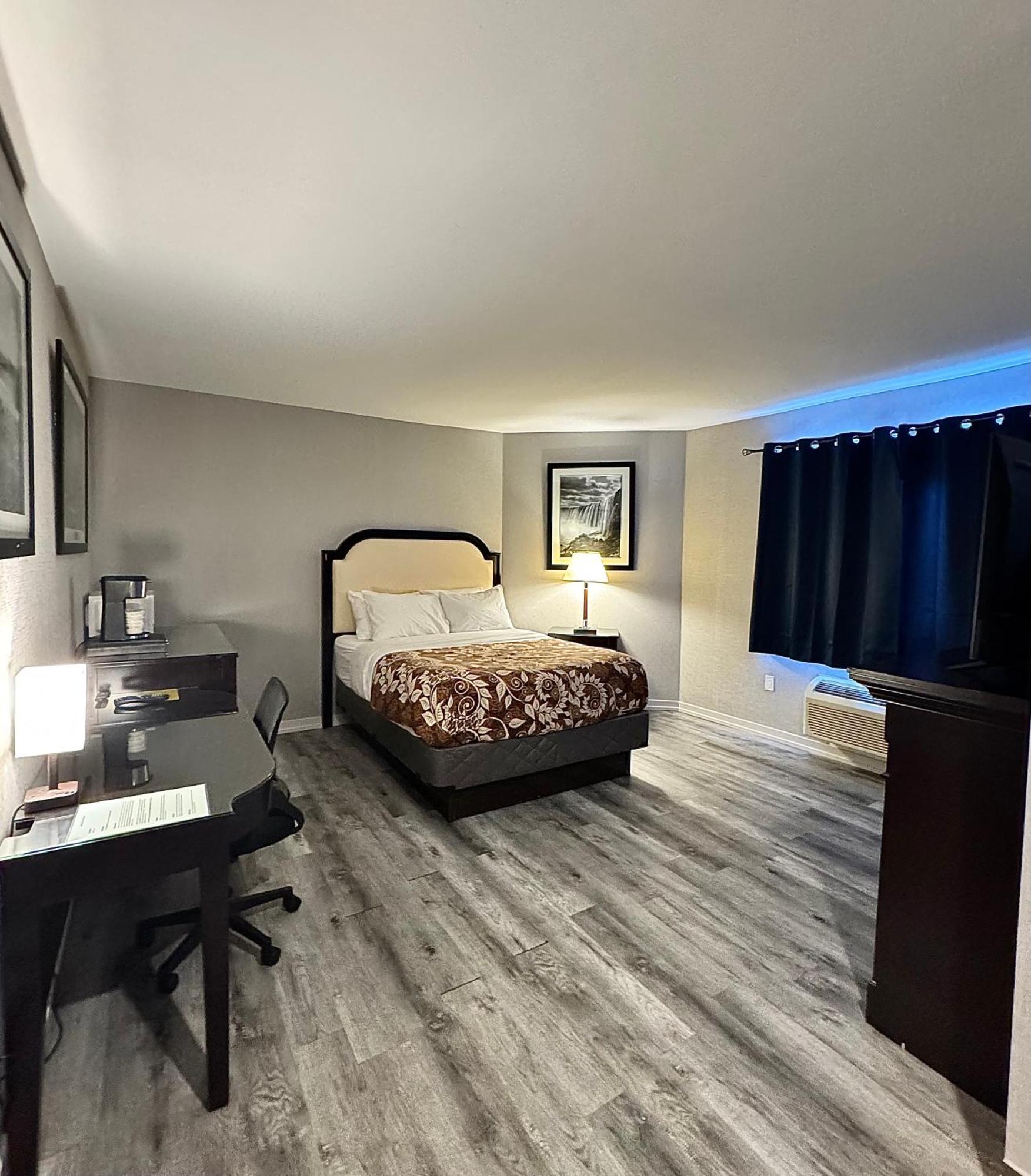Big Bird Inn Wawa, Surestay Collection By Best Western Eksteriør billede