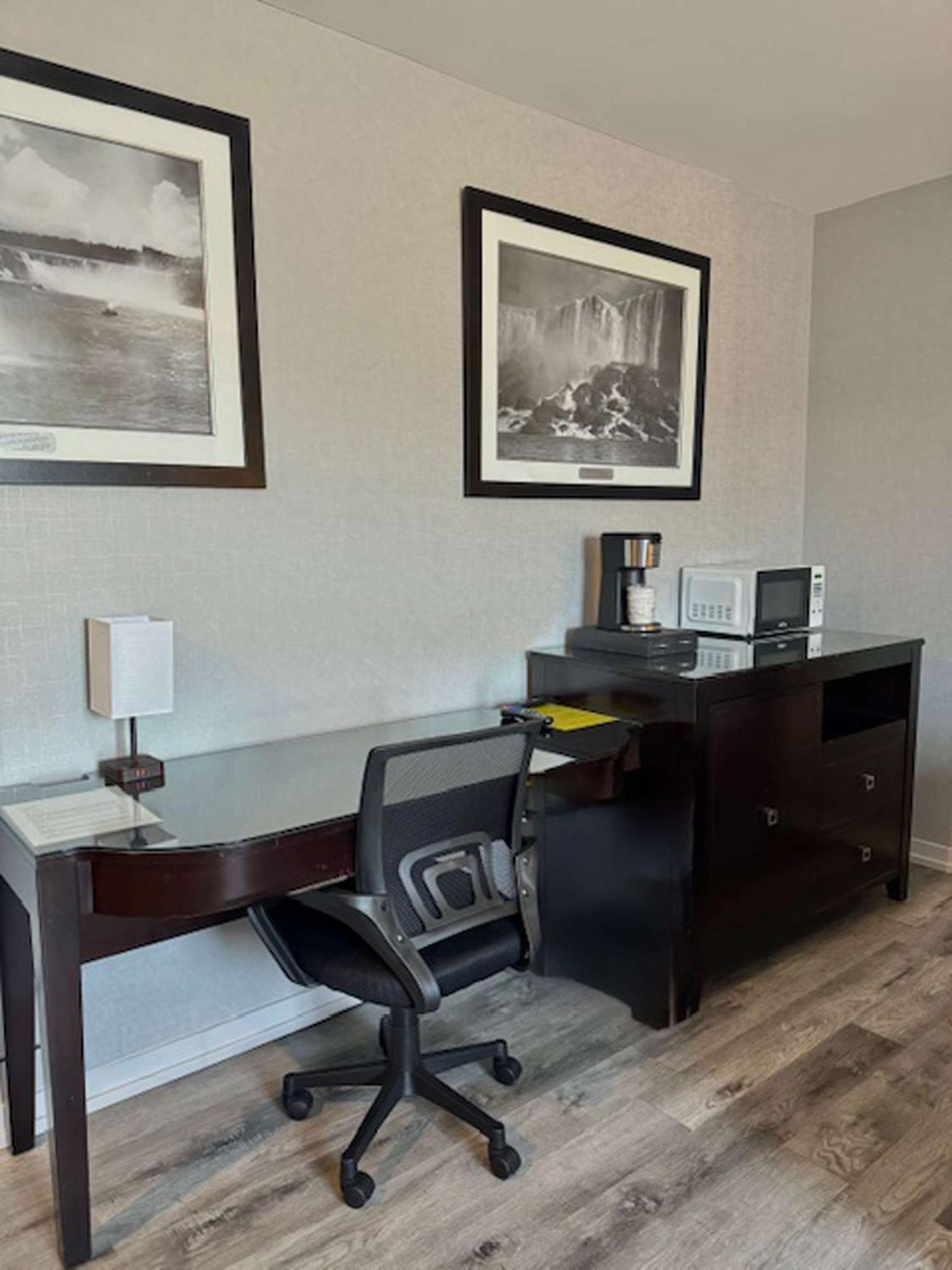 Big Bird Inn Wawa, Surestay Collection By Best Western Eksteriør billede