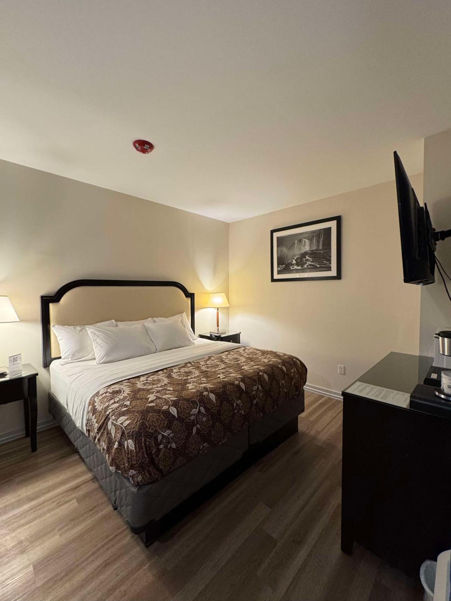 Big Bird Inn Wawa, Surestay Collection By Best Western Eksteriør billede